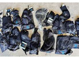 QUANTITY OF SCUBAPRO GEAR - picture1' - Click to enlarge