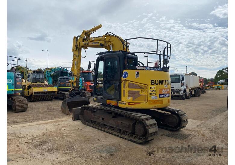 caption 2017 Sumitomo SH145X-6