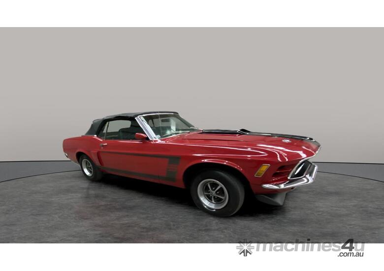caption 1970 Ford Mustang Convertible V8 Petrol