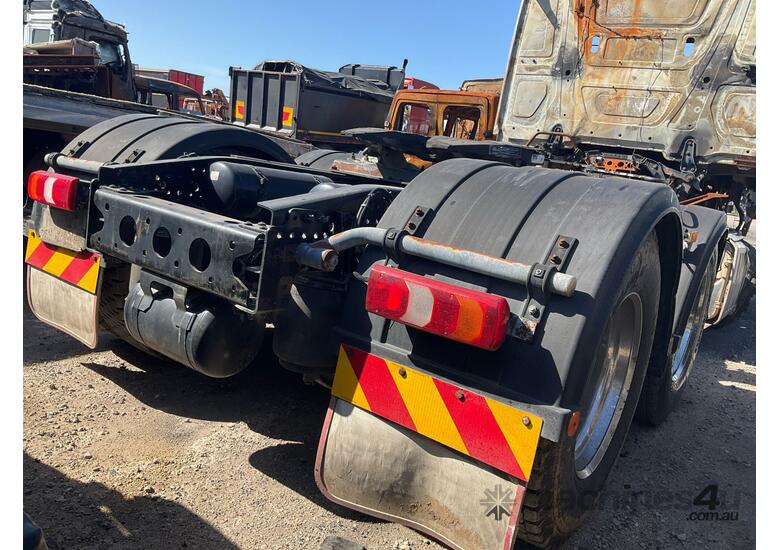 caption Mercedes Benz Actros Prime Mover