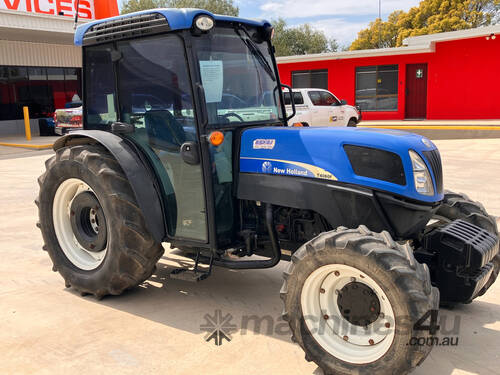 caption New Holland T4060F FWA/4WD Tractor