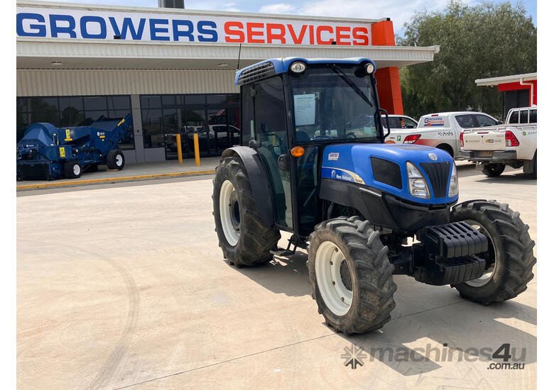 caption New Holland T4060F FWA/4WD Tractor