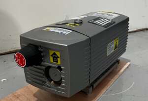 Rotary Vane Dry Vacuum Pump