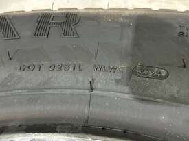 Quantity of Tyres Including - picture0' - Click to enlarge
