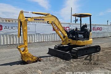 Komatsu 2015   PC40MR-3