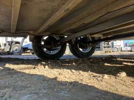 2014 Maxim Trailers Tandem Axle Enclosed Trailer - picture0' - Click to enlarge