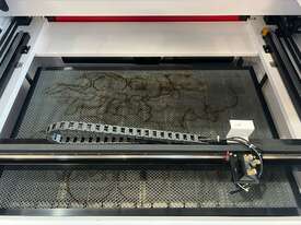 LZRMN 900x600 CO2 Laser Engraving & Cutting Machine | RECI W4 100 - picture0' - Click to enlarge