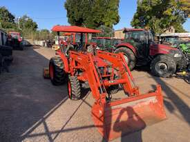 Kubota MX5100 tractor wit 4in1 loader - picture1' - Click to enlarge