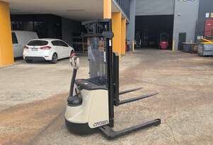 CROWN 1T Electric Walkie Stacker | New Battery | 4.25M Lift Height