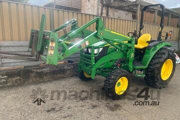 4066M John Deere Tractor with 440R Loader 4066M John Deere Tractor with 440R Loader