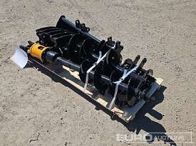 Unused Captok Qty (8 of), Quick Hitch, Rake, Ripper, Grabber, 20cm Auger, 30cm, Auger Rod, 800mm Buc - picture0' - Click to enlarge