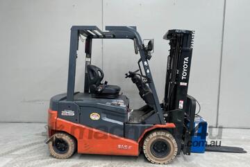 Toyota Forklift 2.5T Electric Container Mast - 2021 Battery (Unit#:U963)