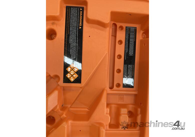 caption Paslode Impulse PPN-Master Nailer **UNRESERVED**
