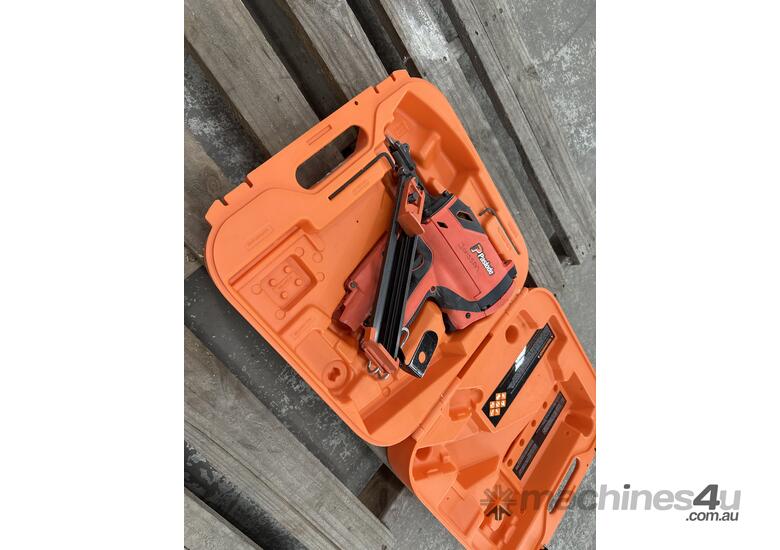 caption Paslode Impulse PPN-Master Nailer **UNRESERVED**