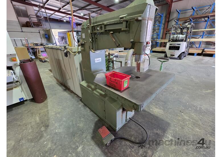 SCM R9 Overhead Router – Heavy-Duty, 3 Phase, Includes Template Pins