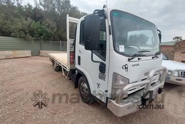 Isuzu   NH NRR