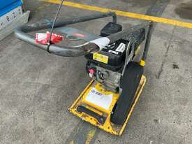 WACKER VP1135 Plate Compactor. - picture2' - Click to enlarge