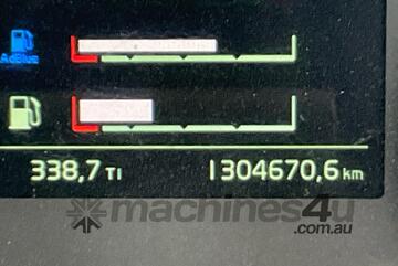 Volvo 2015   FH16 Crane Truck