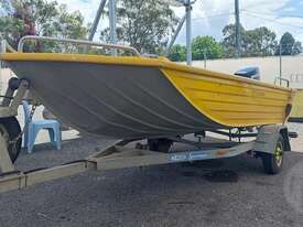 Bermuda 395 Discovery - picture1' - Click to enlarge