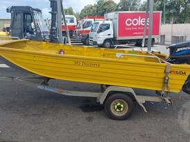 Bermuda 395 Discovery - picture2' - Click to enlarge