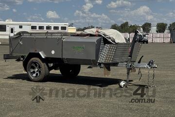 2016 AUSTRACK REAR FOLD CARAVAN