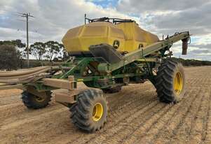 2019 John Deere 1910 Air Carts