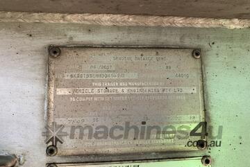 2017 Genuine Tri Axle Semi Tri Axle Refrigerated Pantech A Trailer