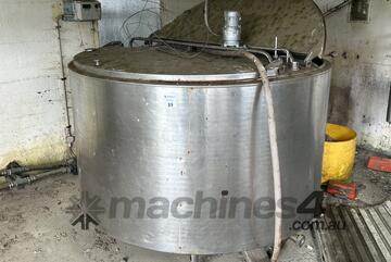 Stainless Steel Tank