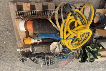   Sewer diversion bungs