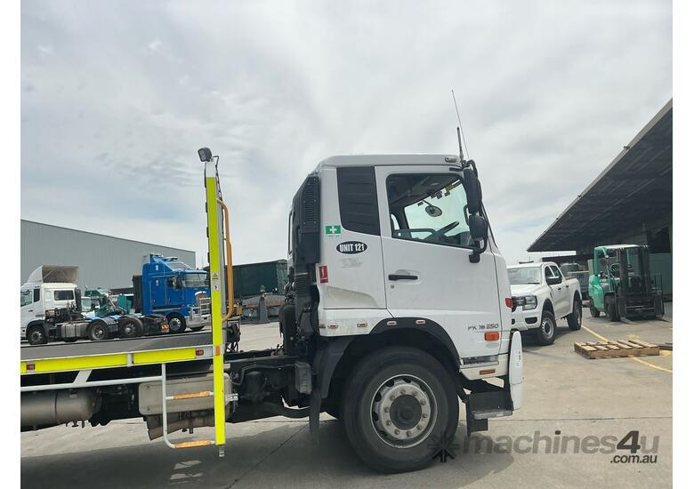 2017 Nissan UD Condor PK16 250 Table Top