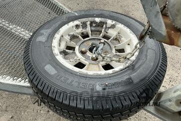 Unknown Single Axle Boat Trailer