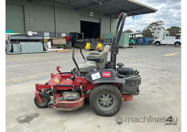 Toro Z Master 3000 Ride On Mower