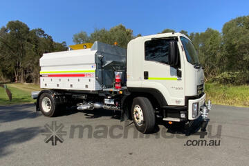 Isuzu FVD 165-260 Water truck Truck