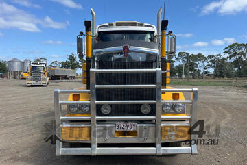 2015 Kenworth T909 Prime Mover Sleeper Cab