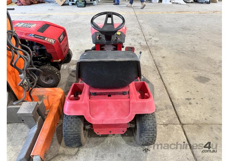 2019 Cox 3500 Stockman Ride-On Mower (Located Kerang, VIC)