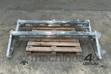 2x Food Display Heating Lamps