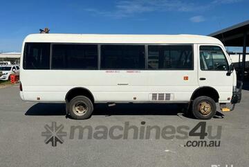 Toyota 2016   Coaster Bus