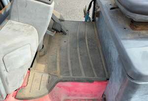 Nichiyu   FB25PN Forklift