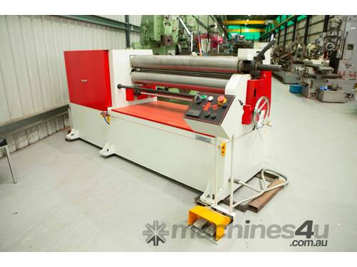 METALMASTER 1300MM X 5MM CAPACITY PLATE ROLLS