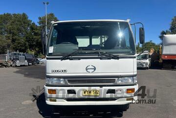 Hino 2000   FG1J Tipper