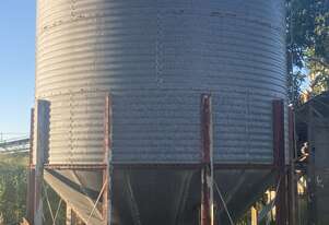   Silos /augers/mixer