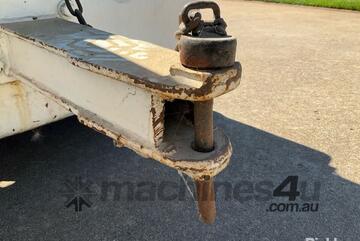 Toyota   TG10 Tow Tractor