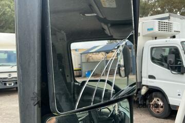 2017 Hino 300 616 Dual Cab Table Top