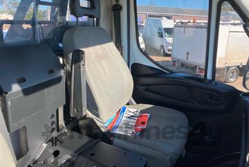 2019 Iveco Daily 55-180 Service Body / Crane Truck