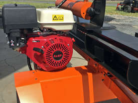 30 Ton Log Splitter with 9HP petrol engine - picture1' - Click to enlarge