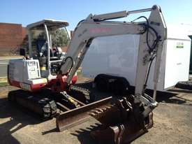 Takeuchi TB135 Excavator - picture0' - Click to enlarge