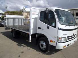 Hino 816 - 300 Series Tray - picture1' - Click to enlarge