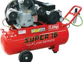 SUPER 16 - picture0' - Click to enlarge