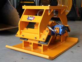 DNB PLATE COMPACTOR (28 - 33T) - picture2' - Click to enlarge