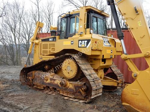 CAT 2009 D6T XL DOZER -7600 hours - Comes with MS RIpper and Sweeps
